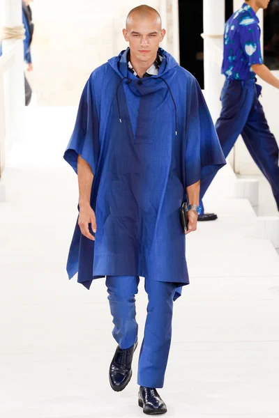 Look 31